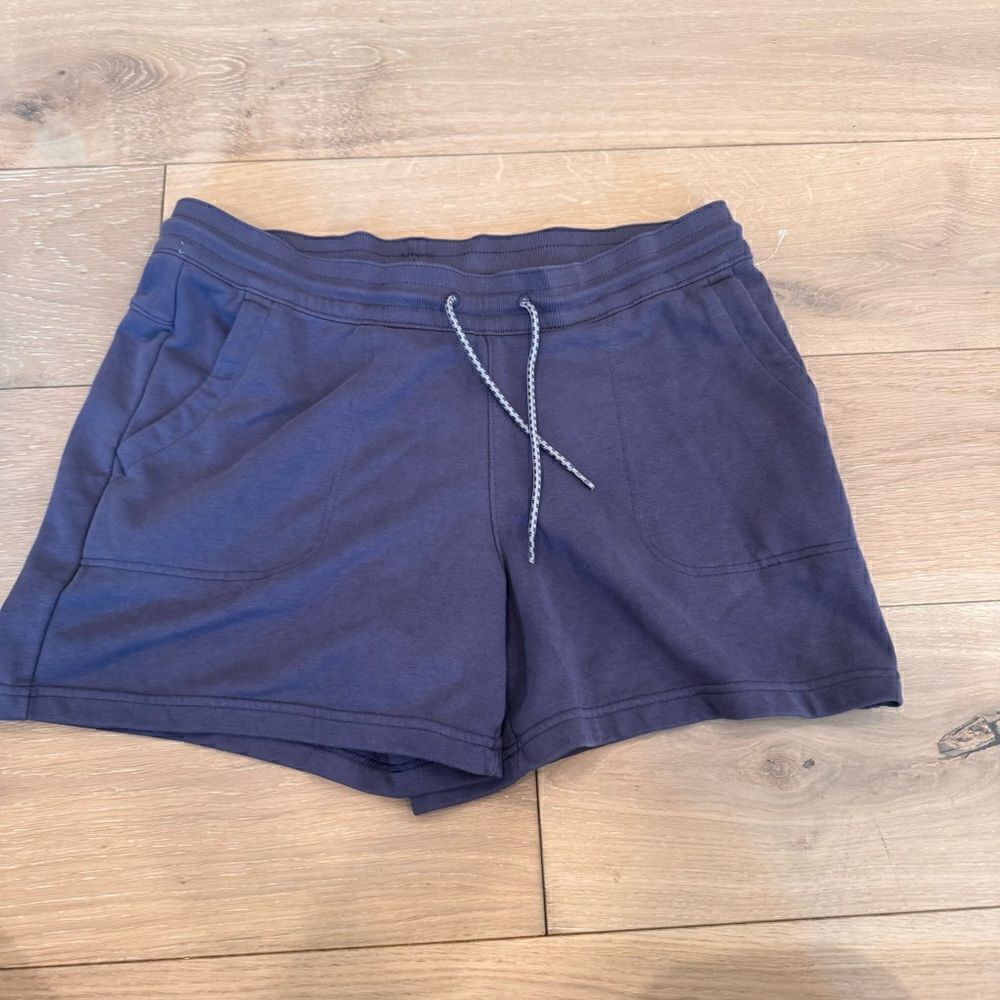 Columbia cotton shorts womens L